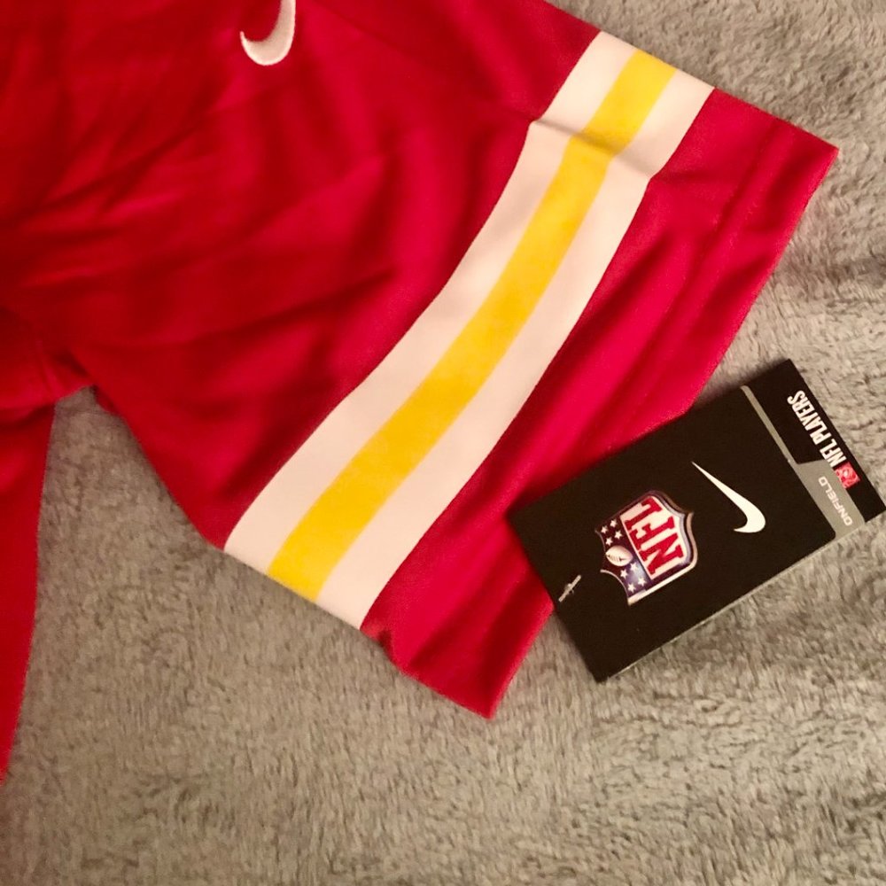 Nike Kansas City Chiefs #15 Patrick Mahomes MEDIUM MENS ONLY - Picture 4 of 8